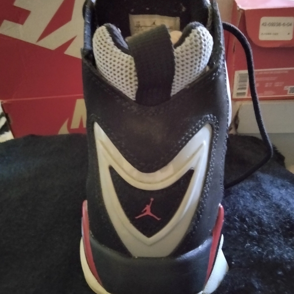 Nike Jordans - Picture 4 of 7
